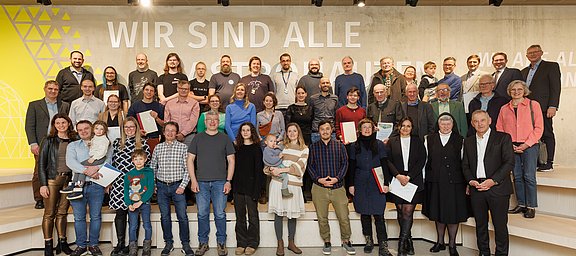 Die Preisträgerinnen und Preisträger Foto: Stefan Effenhauser, Bilddokumentation Stadt Regensburg